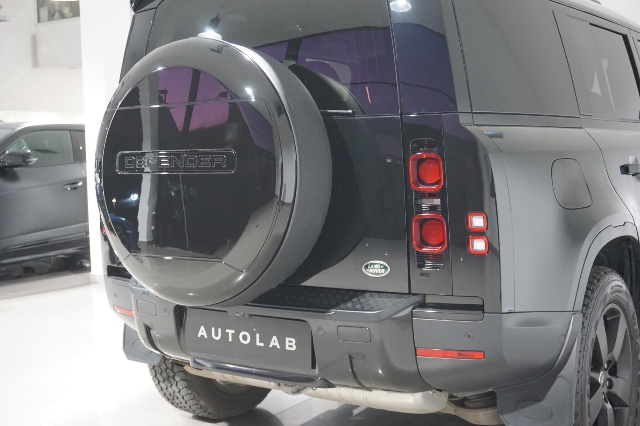 Land Rover Defender 110 3.0 D250 MHEV HSE Hard Top SUV 5dr Diesel Auto 4WD MWB Euro 6 (s/s) (250 ps)